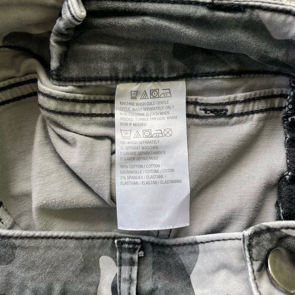 G.I.L.I. Gray Camouflage Stretch Twill Pants Size 6 - Picture 4 of 9